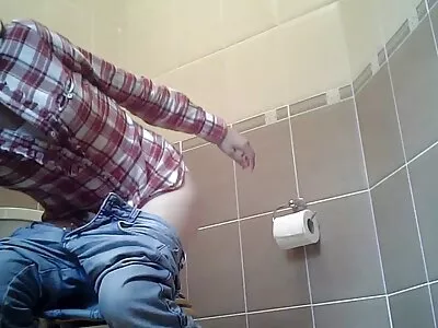 POV femdom עם סטרפון. מצלמות xxx