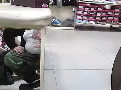 היא רצתה לשטוף את עצמה לפני סקס, אבל הוא לא הרשה לה!. xxx חיות