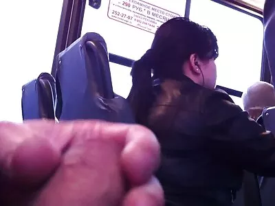 בהודו, הרבה אנשים מזדיינים סקס מצלמות צט ככה ברחוב בשערים.
