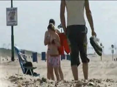אח חורג סקס מצלמות לייב בן 20 מזיין מבוגר בזמן שההורים לא בבית.