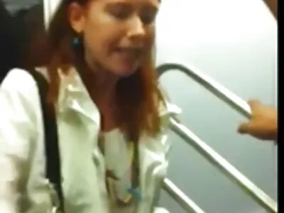 תפסתי את הבת שלי עם חבר. מצלמות סקס לייב