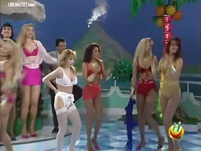 סקס עם בחורה מצלמות מין בלייב חינם מתולתלת יפה.