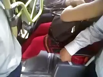 האנאלי ההדוקה של קריסטינקה, היא לשה את עצמה ומתנערת. מצלמות סקס לייב