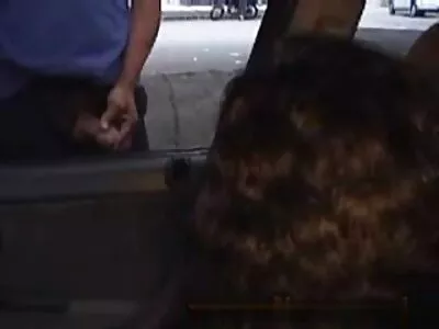 נערה רוסית צעירה צאט סקס חינם במין לביאה.